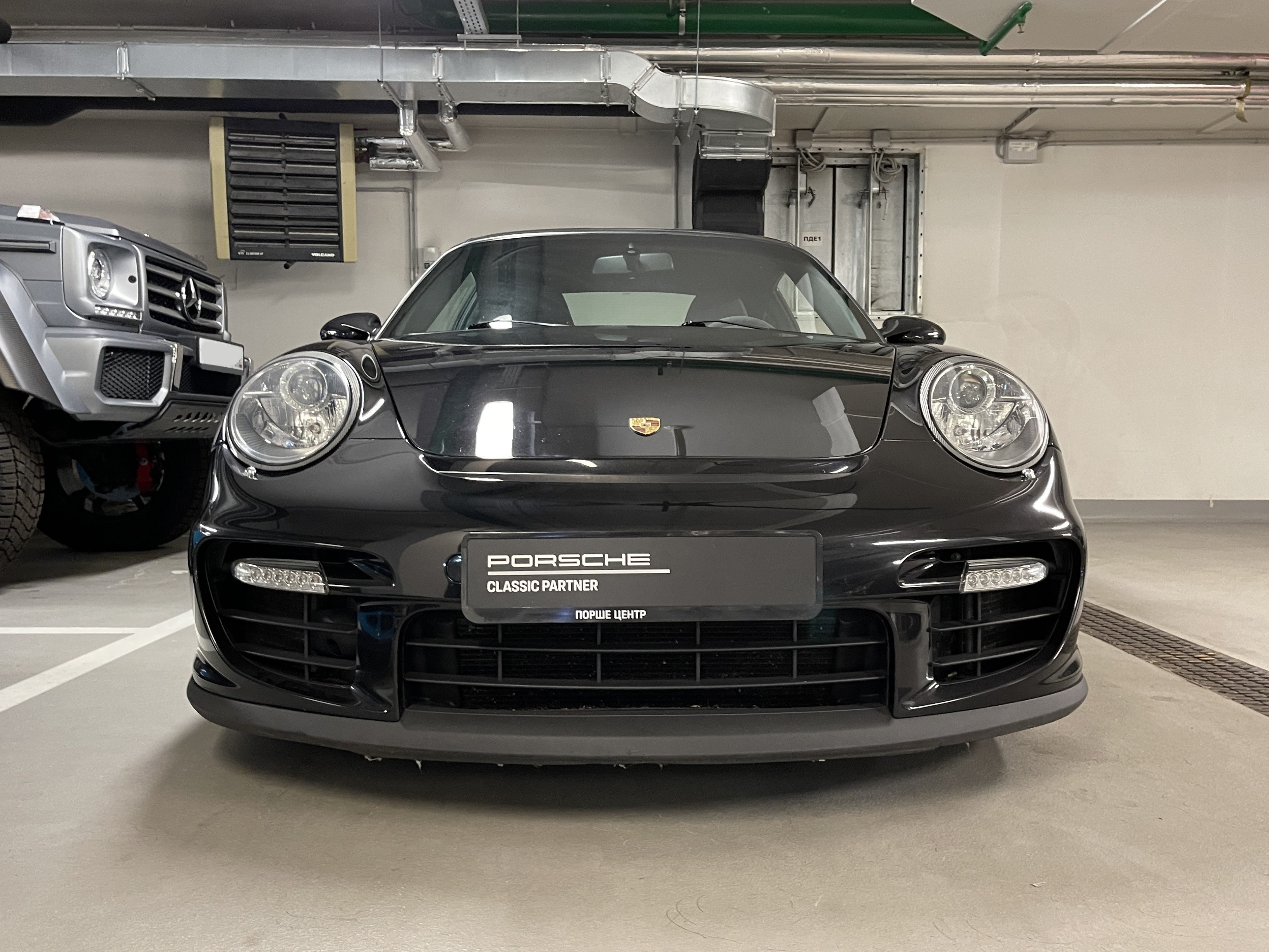 Porsche 911 GT2 — фирменный ракурс Mint Condition