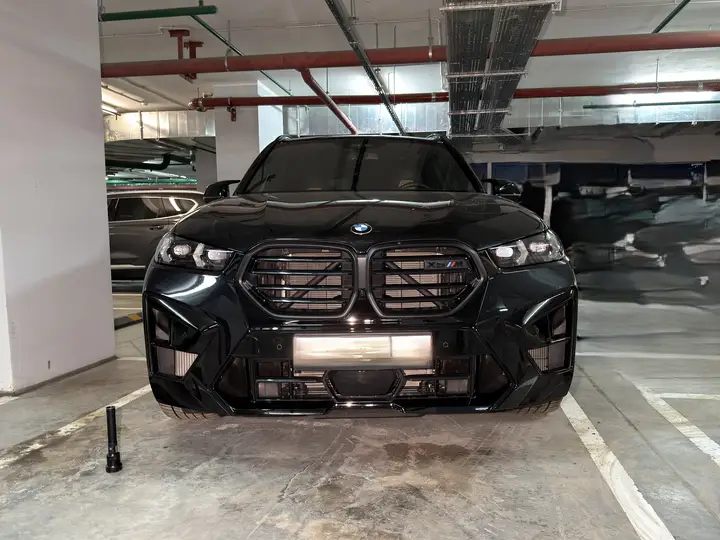 BMW · X5 M