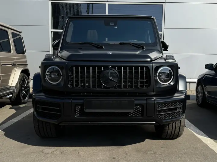 Mercedes-Benz · G-Class · 463 · G63