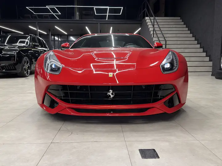 Ferrari · F12