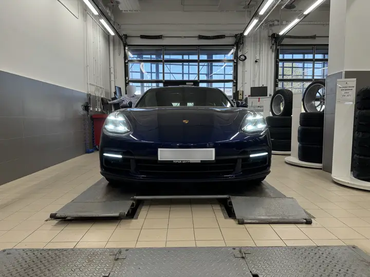Porsche · Panamera · 971