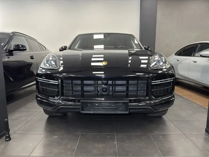 Porsche · Cayenne · E3 · GTS