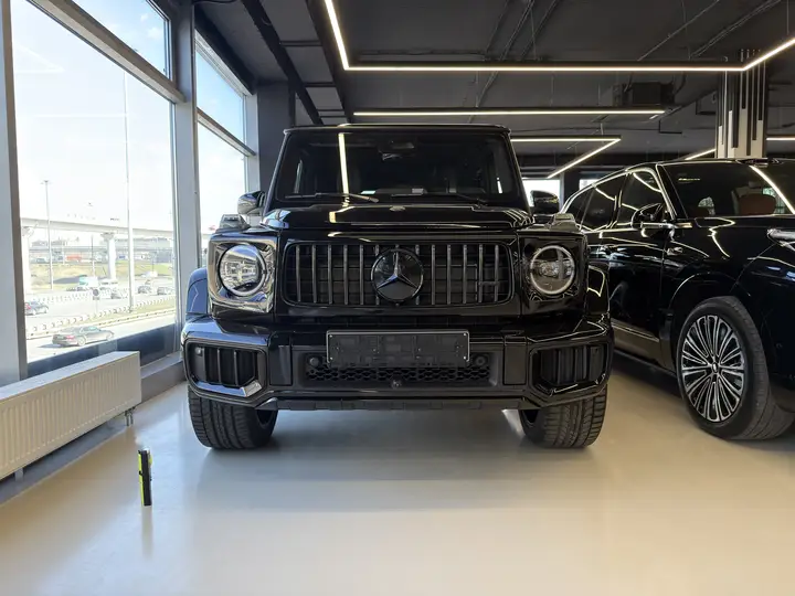 Mercedes-Benz · G-Class · 465 · G63