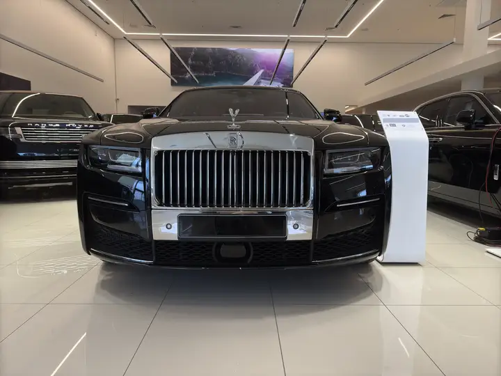 Rolls-Royce · Ghost