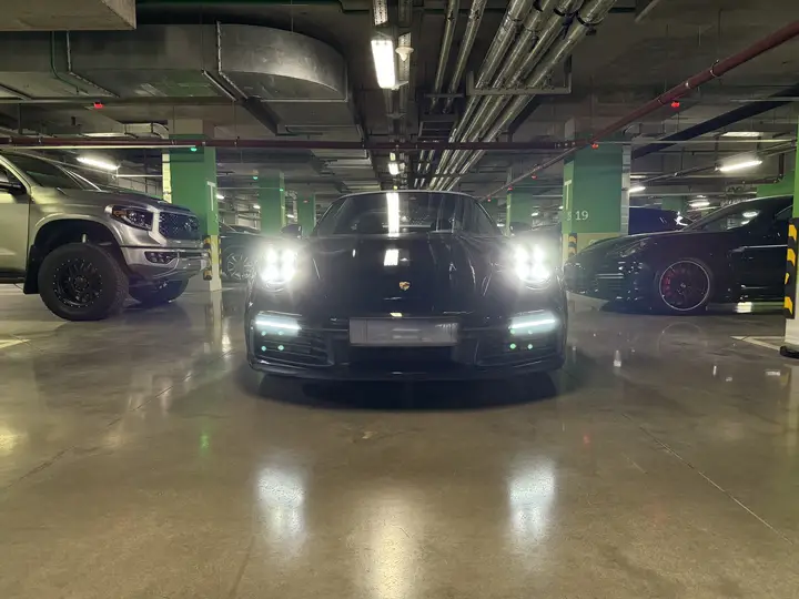 Porsche · 911 · 992