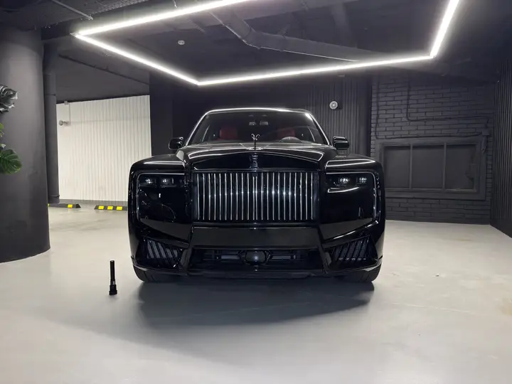 Rolls-Royce · Cullinan