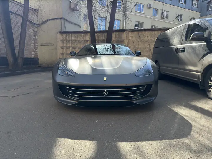 Ferrari · GTC4Lusso