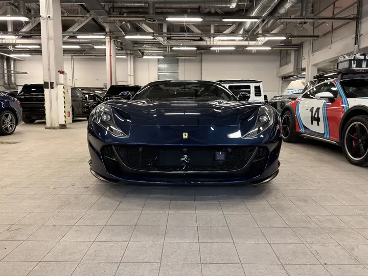 Ferrari · 812 · GTS