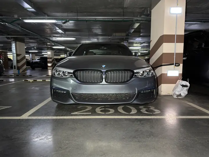 BMW · 5 series · 530d