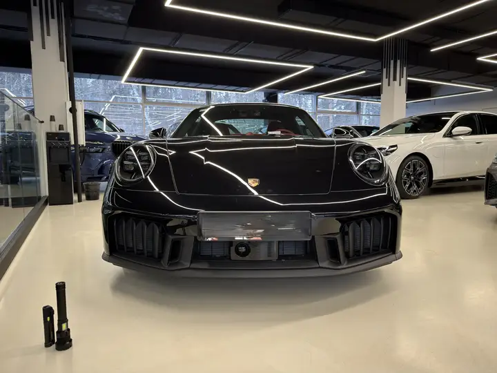 Porsche · 911 · 992 · GTS