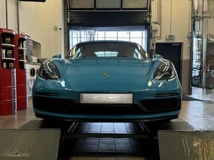Porsche · Cayman · 982 · GTS