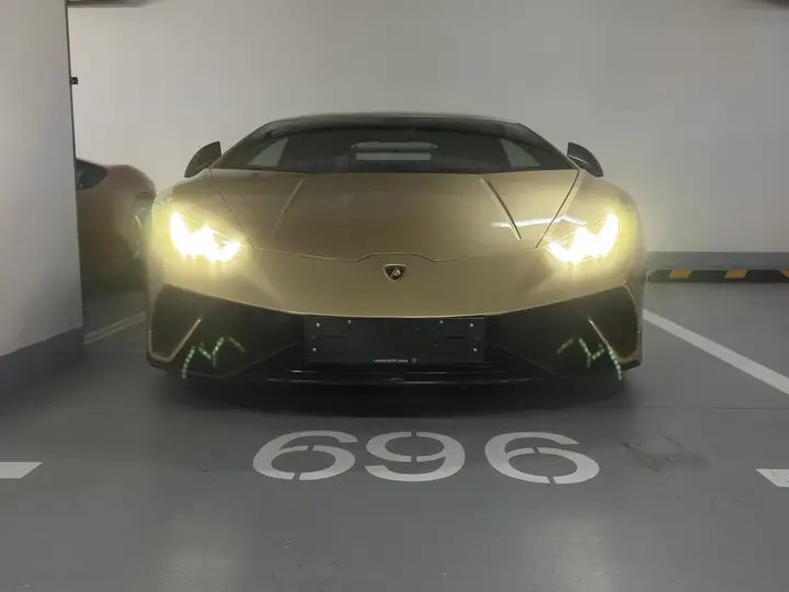 Lamborghini · Huracán · Perfomante