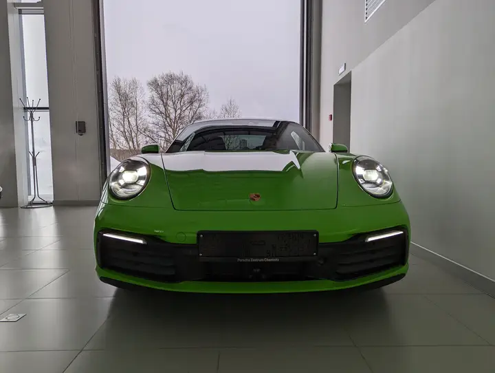 Porsche · 911 · 992