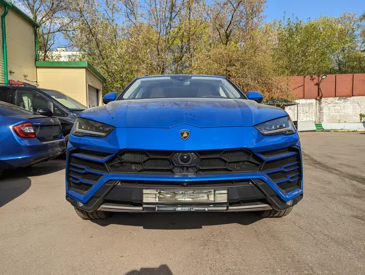 Lamborghini · Urus