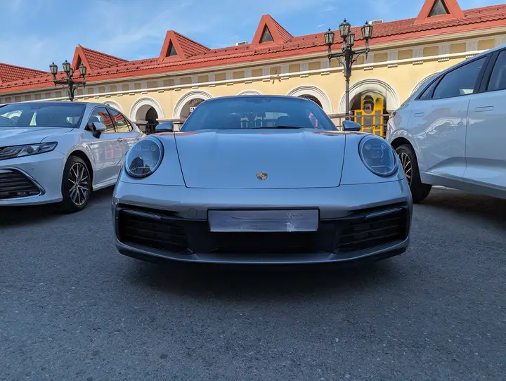 Porsche · 911 · 992 · Carrera 4S
