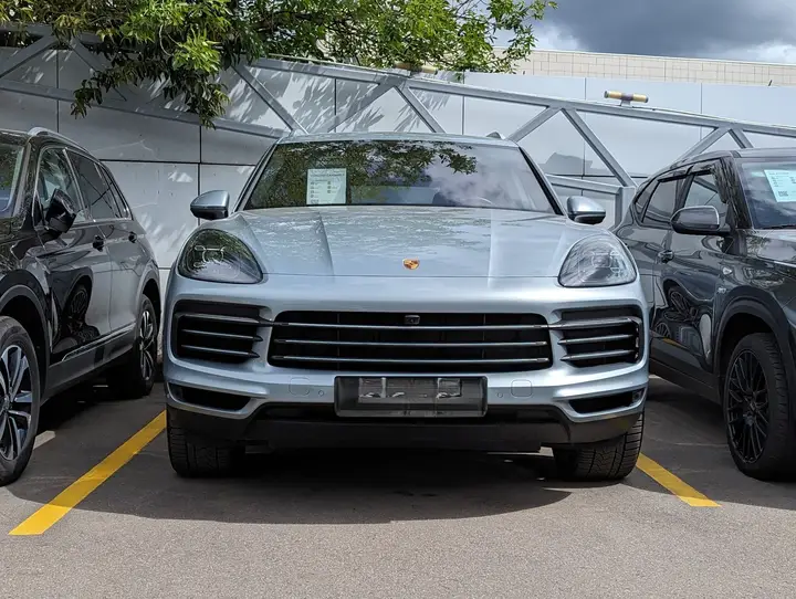 Porsche · Cayenne · E3
