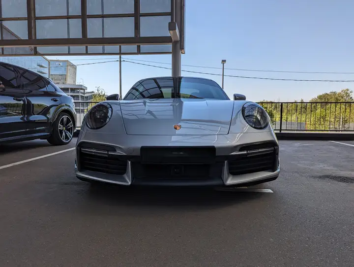 Porsche · 911 · 992