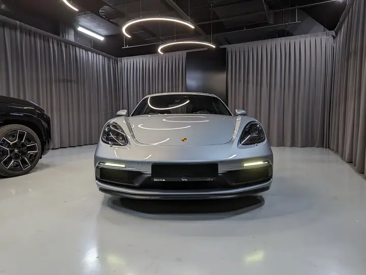 Porsche · Cayman · 982 · GTS 4.0