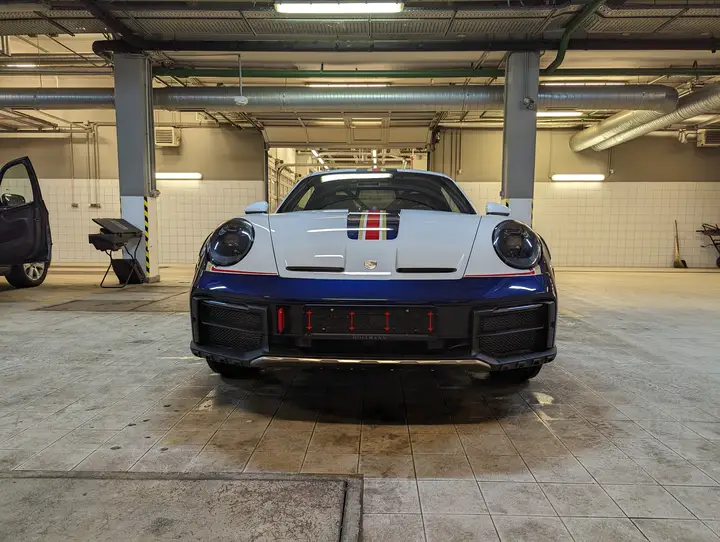 Porsche · 911 · 992 · Dakar
