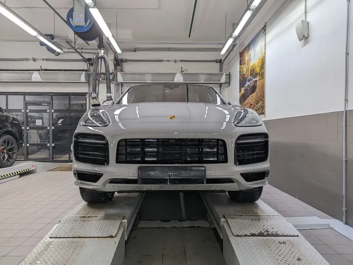 Porsche · Cayenne · E3