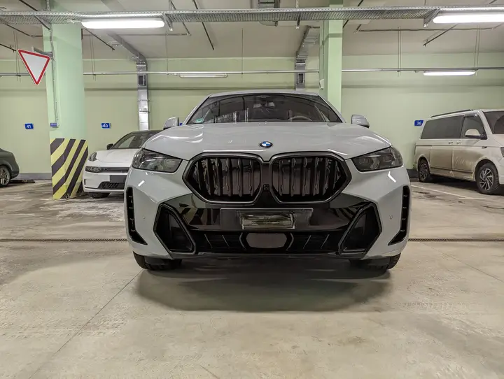 BMW · X6 · G06 · 40i