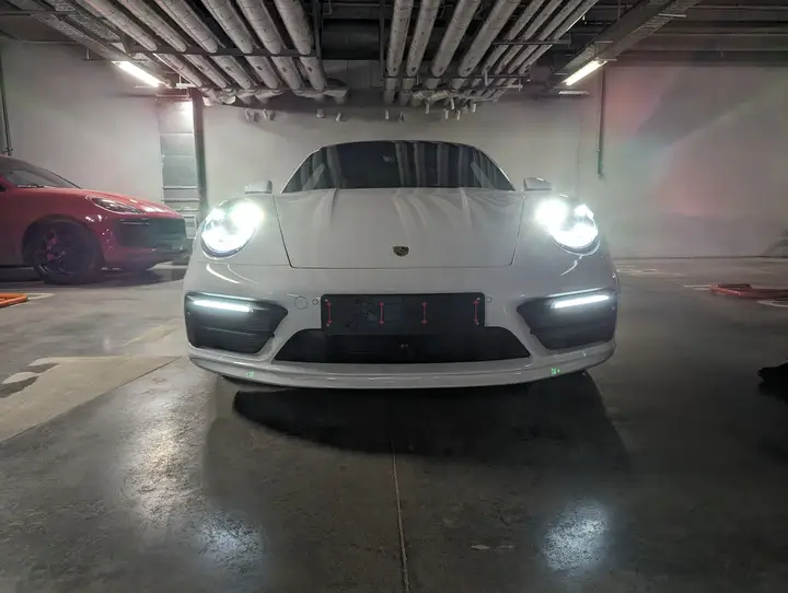 Porsche · 911 · 992