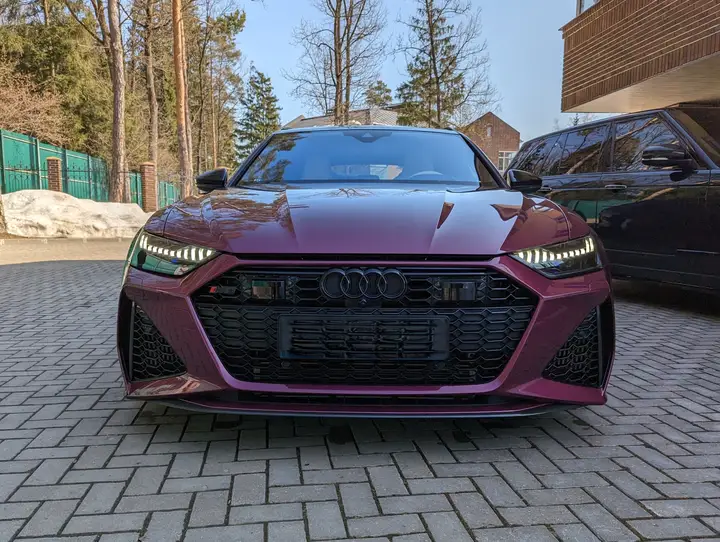Audi quattro GmbH · RS6 · C8