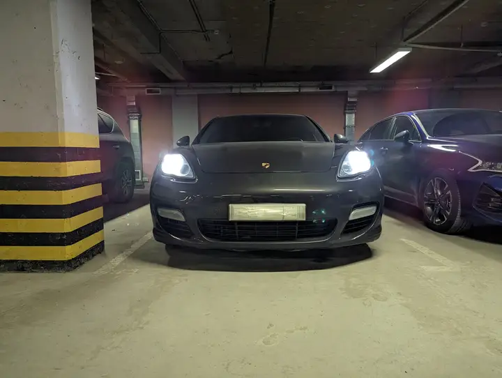 Porsche · Panamera · 970