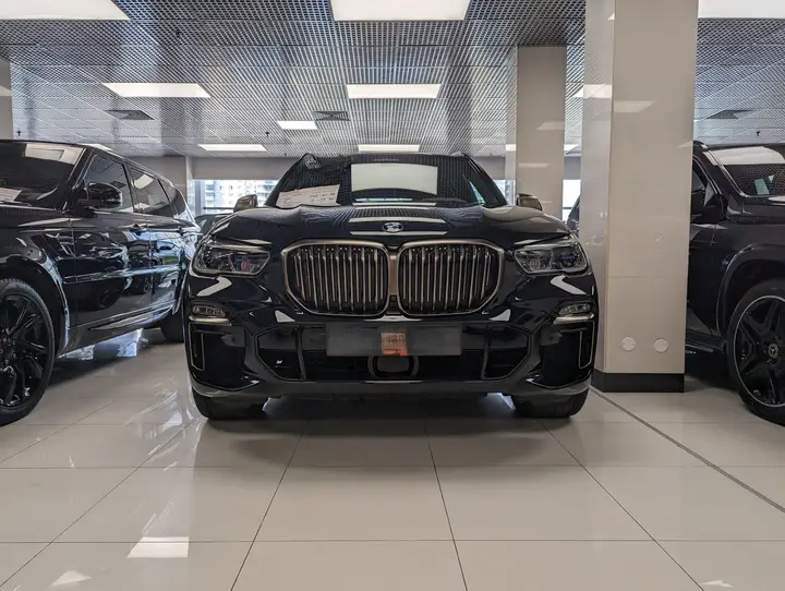 BMW · X5 · G05