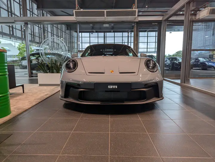 Porsche · 911 · 992 · GT3