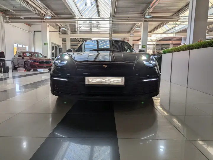 Porsche · 911 · 992 · C4S