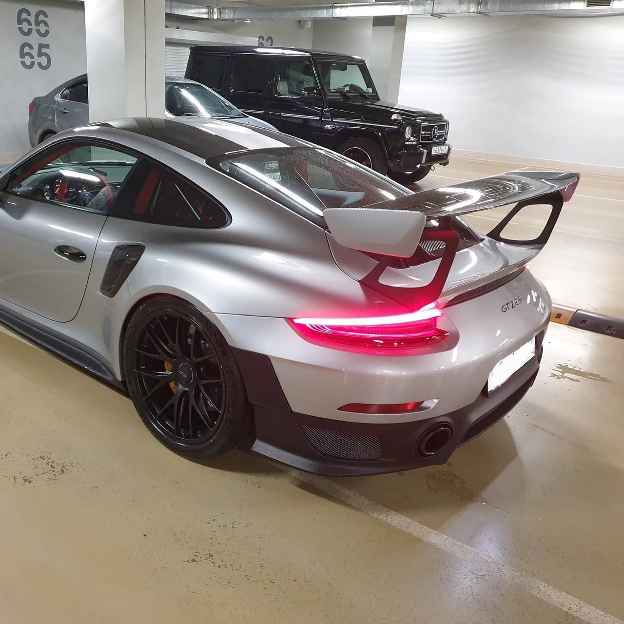 Проверили Porsche 911 GT2RS (911.2)